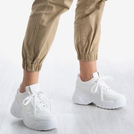 Bílé dámské sportovní boty se silnou podrážkou Free And Young - Footwear 1