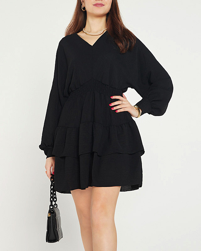 Černé krátké dámské šaty s volánky - Oblečení