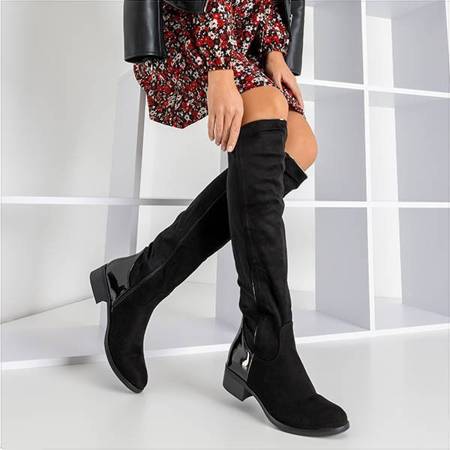 OUTLET Černé boty na kolena s plochými podpatky značky Gaglioli - Boty