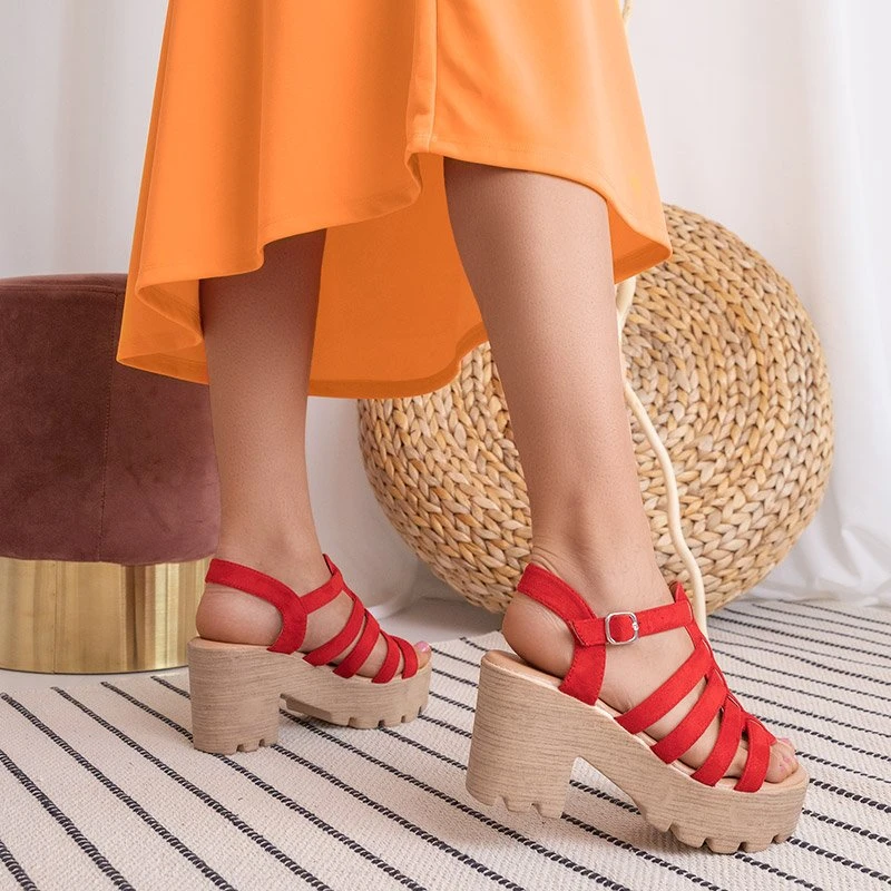 OUTLET Červené dámské sandály na vysokém podpatku Tamianka - Obuv