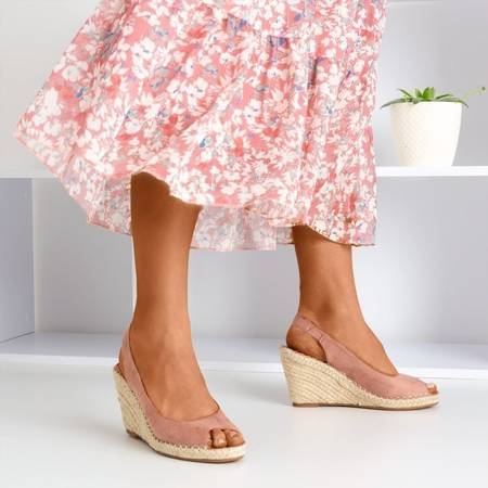 OUTLET Růžové dámské klínové sandály Lacasia - Boty