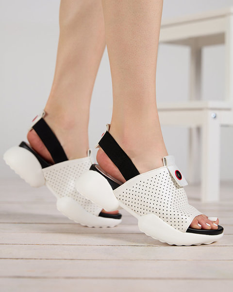 Bílé dámské sandály z ekokůže Pueshi - Obuv