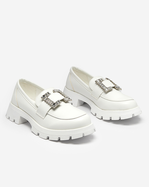 Bílé matné dámské boty se stříbrnou přezkou Vusito - Obuv