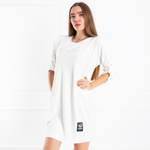 Bílé nadměrné velurové šaty - Oblečení