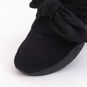 Černá dámská sportovní obuv s mašlí Montrel - Obuv