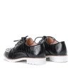 Černé boty z ekologické kůže s ozdobnými cvočky Amie - Obuv