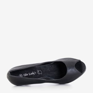 Černé dámské lodičky na jehlovém podpatku se střihem z Alase - Shoes