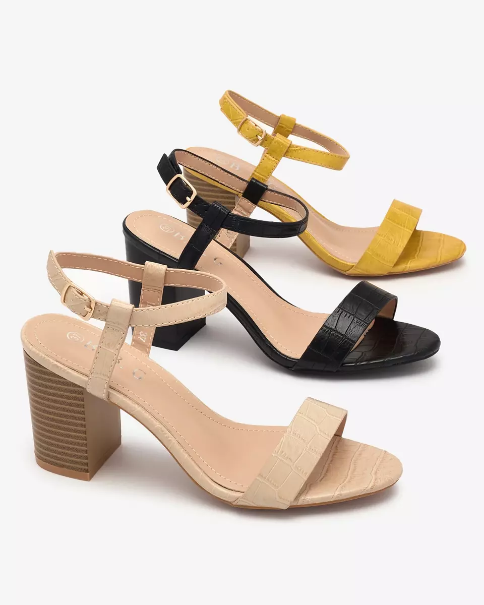 Černé dámské sandály s ražbou Francola- Obuv