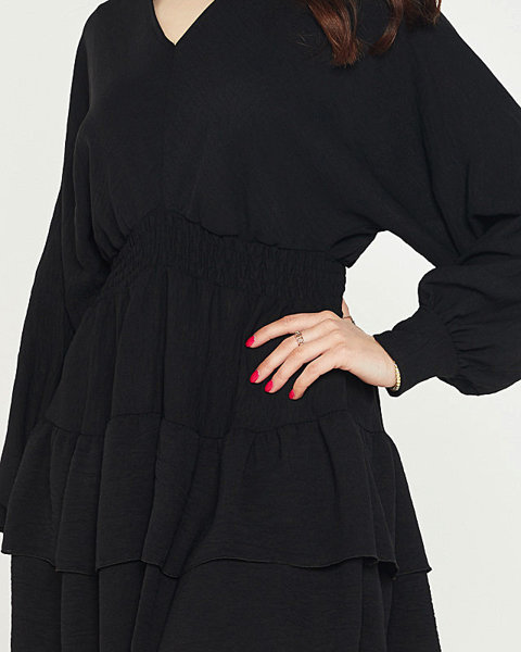 Černé krátké dámské šaty s volánky - Oblečení
