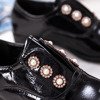 Černé lakované boty s ozdobami Catlin - Obuv