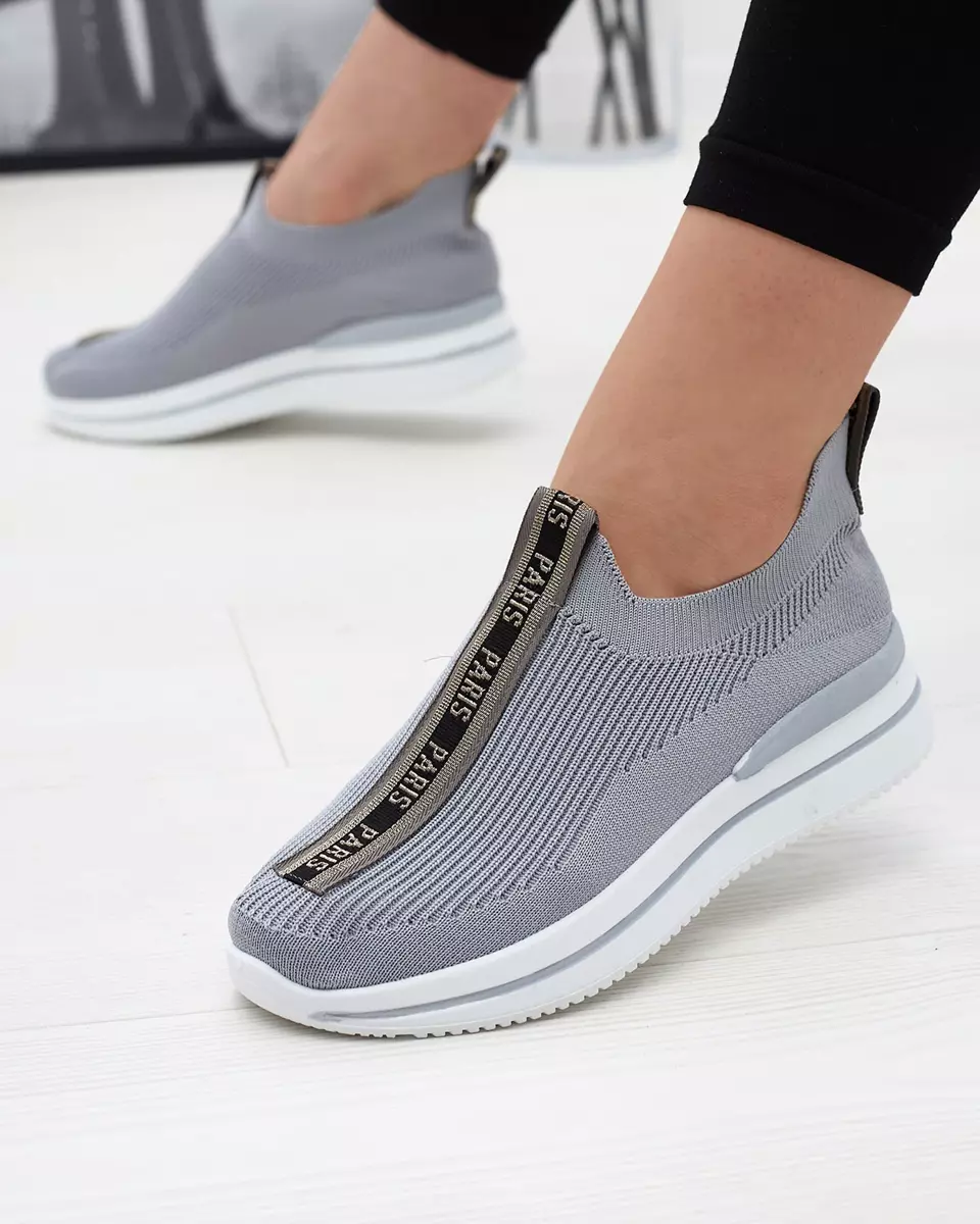 Dámská nazouvací sportovní obuv s nápisy v šedé barvě Cerppa- Footwear