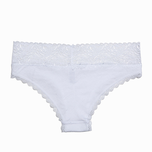 Dámské bílé kalhotky s prolamovanou úpravou - Spodní prádlo
