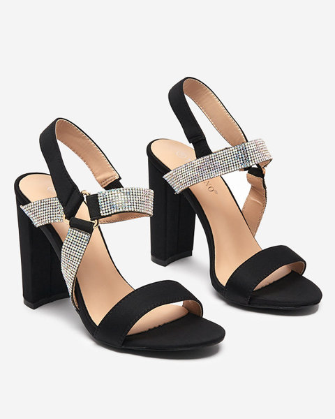 Dámské sandály na sloupku v černé barvě Xiobi- Footwear