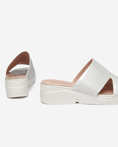 Heiri- boty bílé lesklé pantofle pro ženy