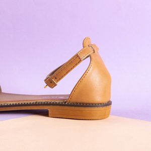 Hnědé dámské sandály Rafana s květinami - boty