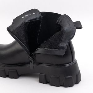 Kotníkové boty na platformě černé s ozdobnými tryskami na svršku Abye- Footwear