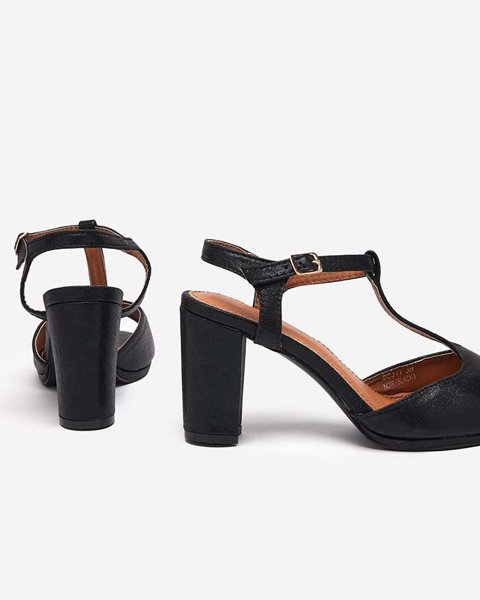 Lesklé černé dámské sandály na sloupku Lonad - Obuv