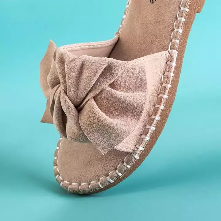 OUTLET Béžové dámské pantofle s mašlí Bonehas - Boty