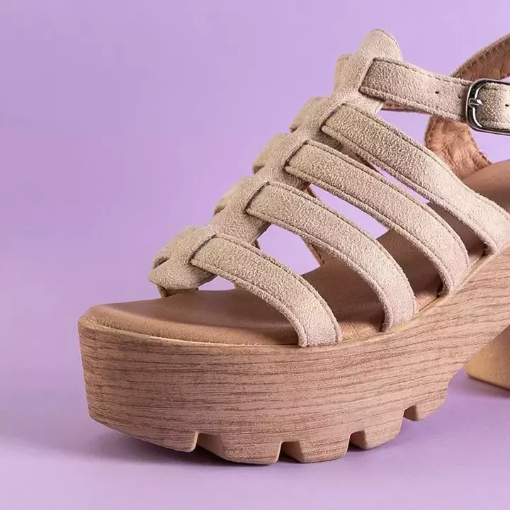 OUTLET Béžové dámské sandály na vysokém podpatku Tamianka - Boty