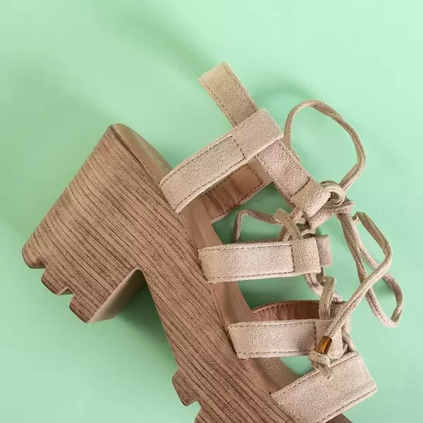 OUTLET Béžové dámské vázané sandály na postu Tili - Footwear