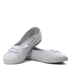 OUTLET Bílé tenisky navlékají na obuv Aubriella