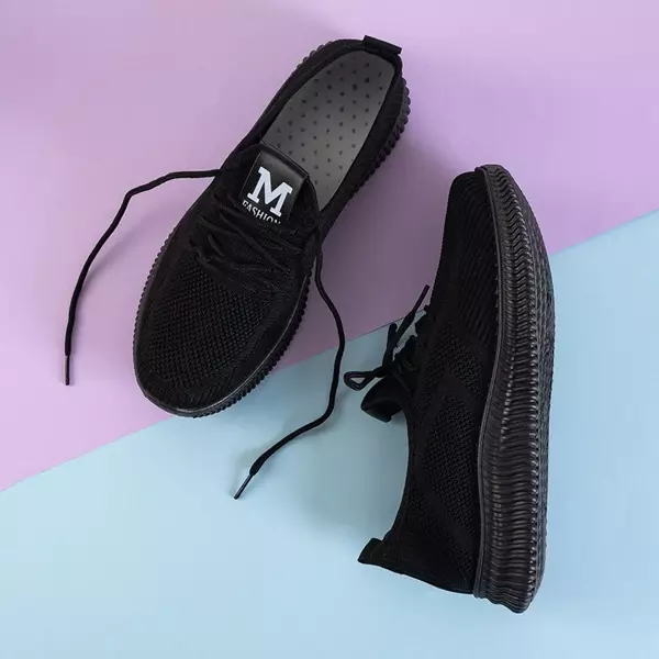 OUTLET Černá sportovní obuv pro ženy Maninis - obuv