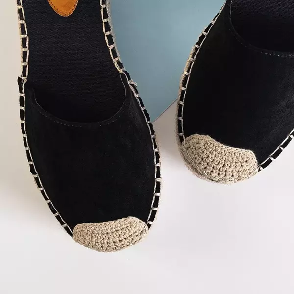 OUTLET Černé dámské sandály a'la espadrilky na platformě Indira - Boty