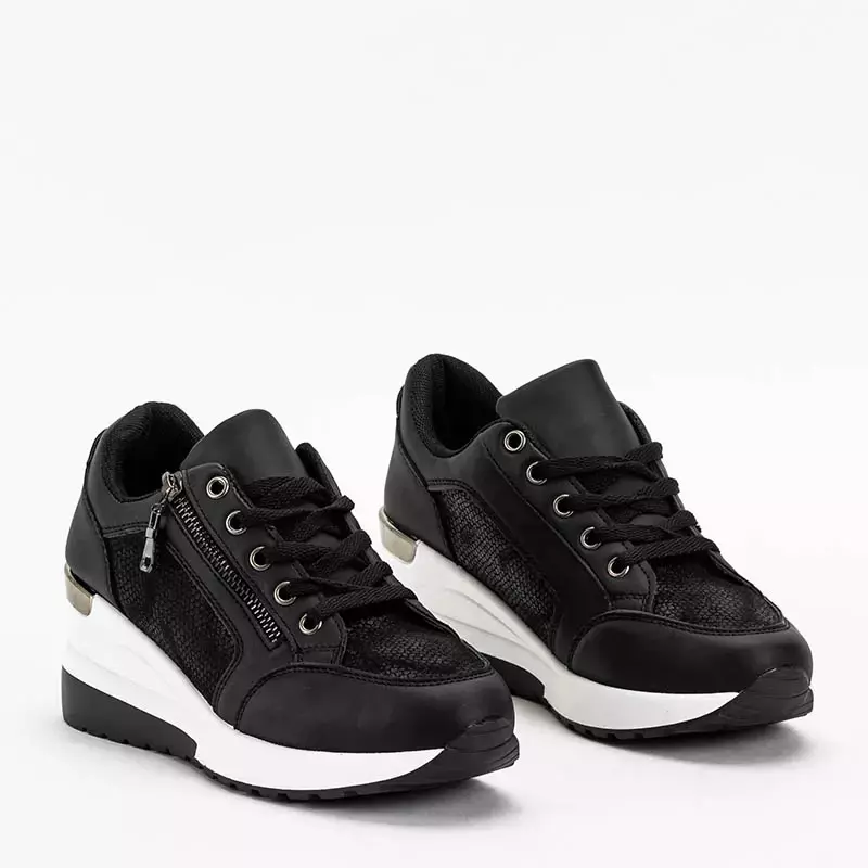 OUTLET Černé dámské sportovní boty na nízkém podpatku s leskem Kirina - Obuv