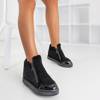 OUTLET Černé dámské tenisky na skrytém klínku Haveria - obuv