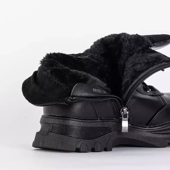 OUTLET Černé dívčí sportovní boty značky Pelioke - Footwear