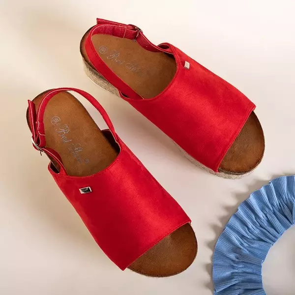 OUTLET Červené dámské sandály na platformě Kirala - Obuv