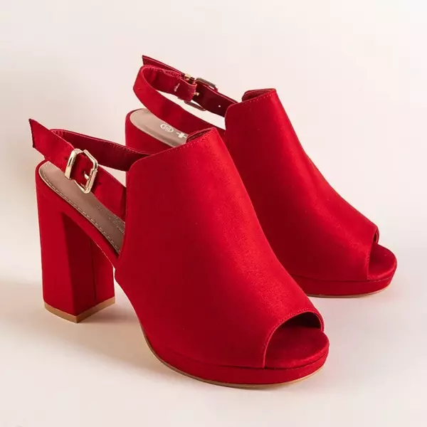 OUTLET Červené dámské sandály na vysokém podpatku Wefira - Footwear