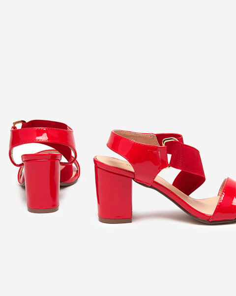 OUTLET Červené lakované dámské sandály na sloupku Wopala-Footwear