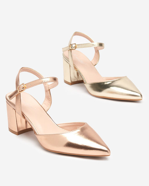 OUTLET Dámské sandály na nízkém sloupku v růžovém zlatě Nerolak - Obuv