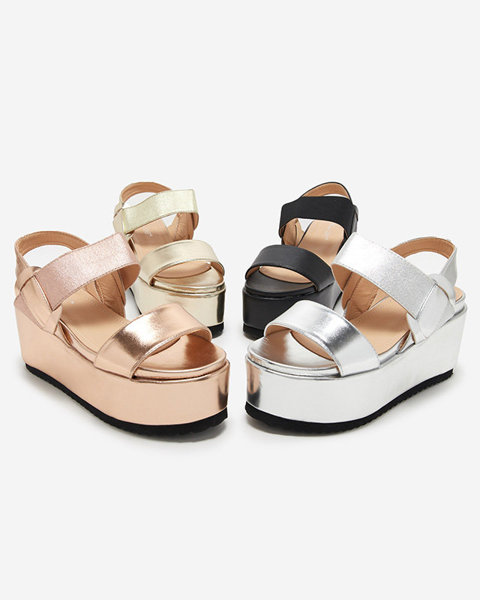 OUTLET Růžové a zlaté dámské sandály z eko kůže Kosall- Footwear