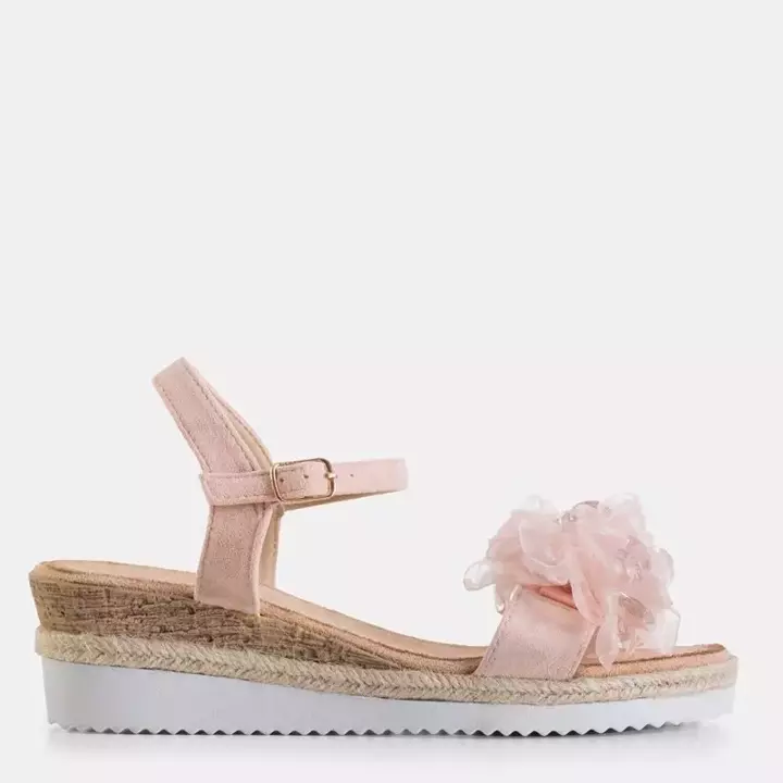 OUTLET Růžové dámské sandály na klínu Adelaq - Boty