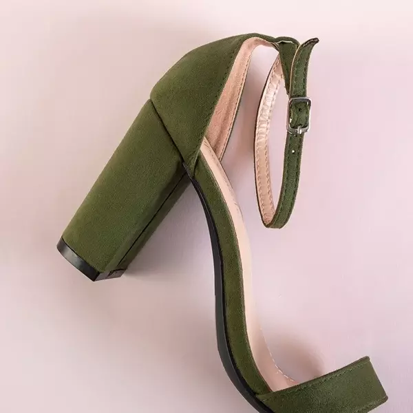 OUTLET Zelené dámské sandály na sloupku Anniet - Obuv