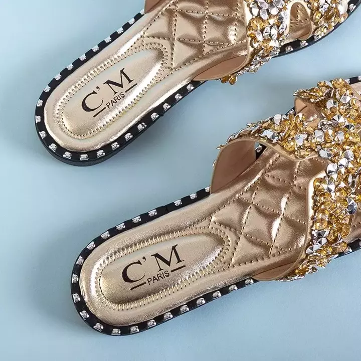 OUTLET Zlaté dámské sandály s dekoracemi Dakar - Obuv