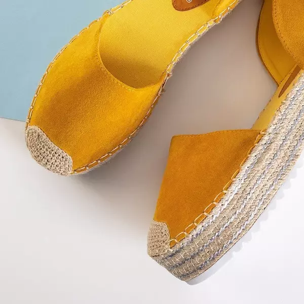 OUTLET Žluté dámské sandály a'la espadrilky na platformě Indira - Boty