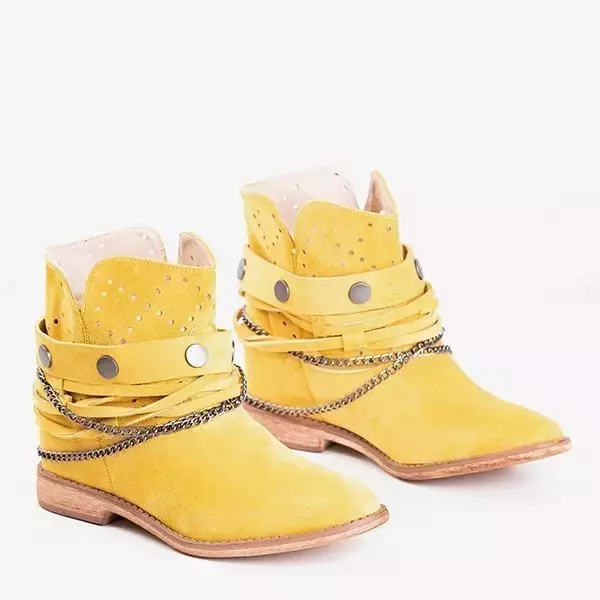 OUTLET Žluté kozačky a'la kovbojské boty na sálovém klínu Salemi - Boty