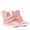 Różowe sneakersy z eko zamszu - Obuwie