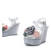 Šedé klínové sandály zdobené květinami Nerweta - Obuv