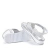 Stříbrné sandály na nízkém klínovém podpatku Alisia - Obuv