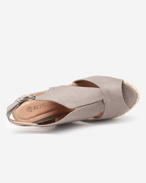 Světle šedé eko semišové dámské sandály na klínku Devof - Footwear