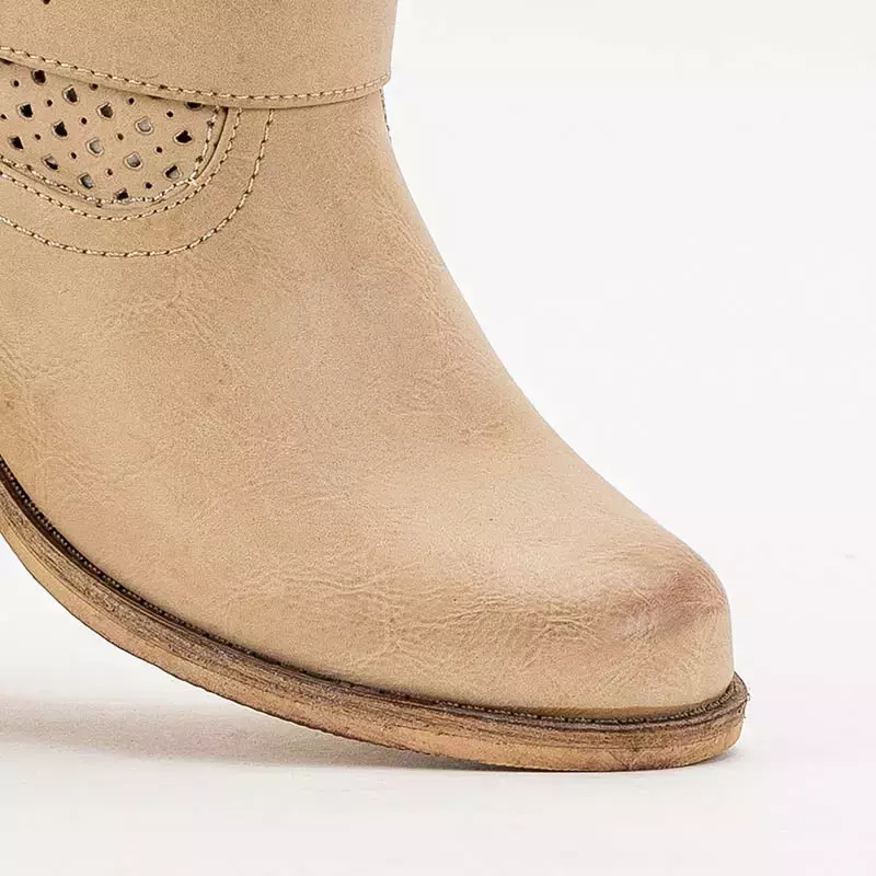 VÝSTUP Béžové dámské prolamované kotníkové boty na plochém podpatku Abastinea - Boty