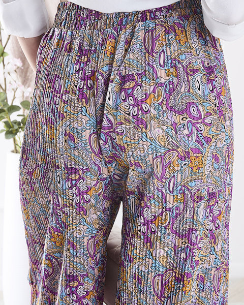 Vzorované dámské kalhoty se širokými nohavicemi ve fialové barvě - Oblečení