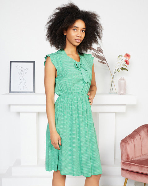 Zelené dámské puntíkované šaty se zavazovaným výstřihem - Oblečení