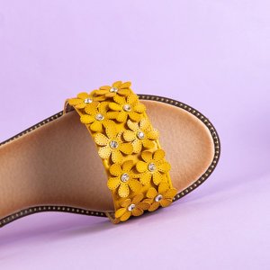 Žluté dámské sandály s květinami Rafana - boty
