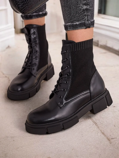 Dámské polobotky s otevřeným vzorem Rowic