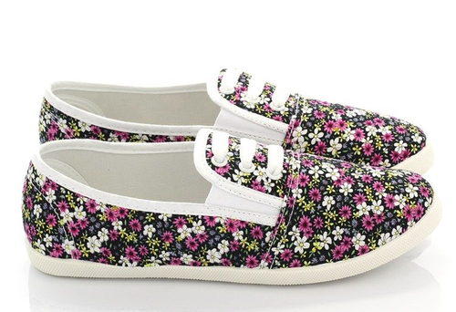 Różowe tenisówki typu slip on - Obuwie